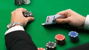 Xì Tố Tại 8Day Trải Nghiệm Đỉnh Cao Của Game Bài Chiến Thuật